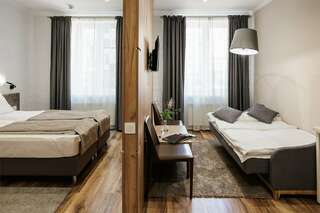 Мини-отель Артбокс Санкт-Петербург Четырехместный Делюкс-1