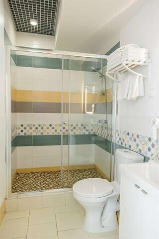 Мини-отель Артбокс Санкт-Петербург Четырехместный Лофт-3